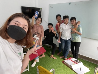 Duolingo: Trang web này cung cấp một giáo trình học tiếng Nhật dễ dàng, vui vẻ và miễn phí