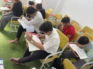 Trang web này cung cấp một giáo trình học tiếng Nhật chuyên nghiệp với hình ảnh và âm thanh sống động