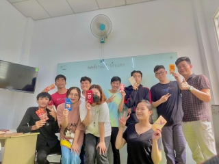 Cung cấp bài học tiếng Nhật trực tuyến với các chủ đề đa dạng và giảng viên bản ngữ Nhật.